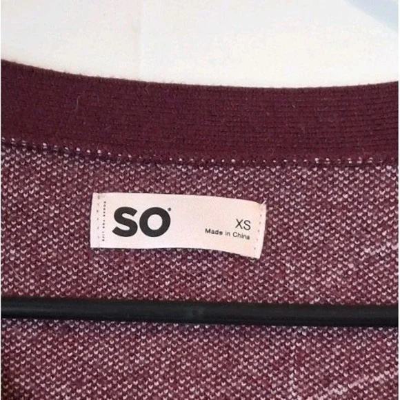 SO Maroon Printed Cropped Cardigan Junior Size XS - Picture 2 of 6